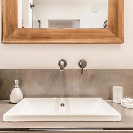 Loft Moderno Vicino Borghese