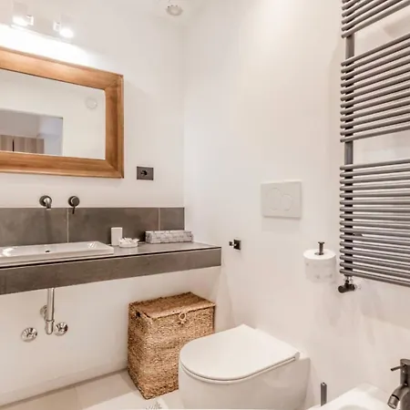 Apartament Loft Moderno Vicino Borghese